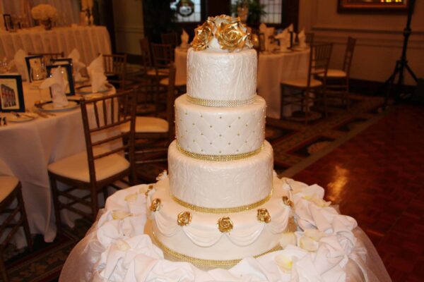 Wedding Cake - Gold Rose